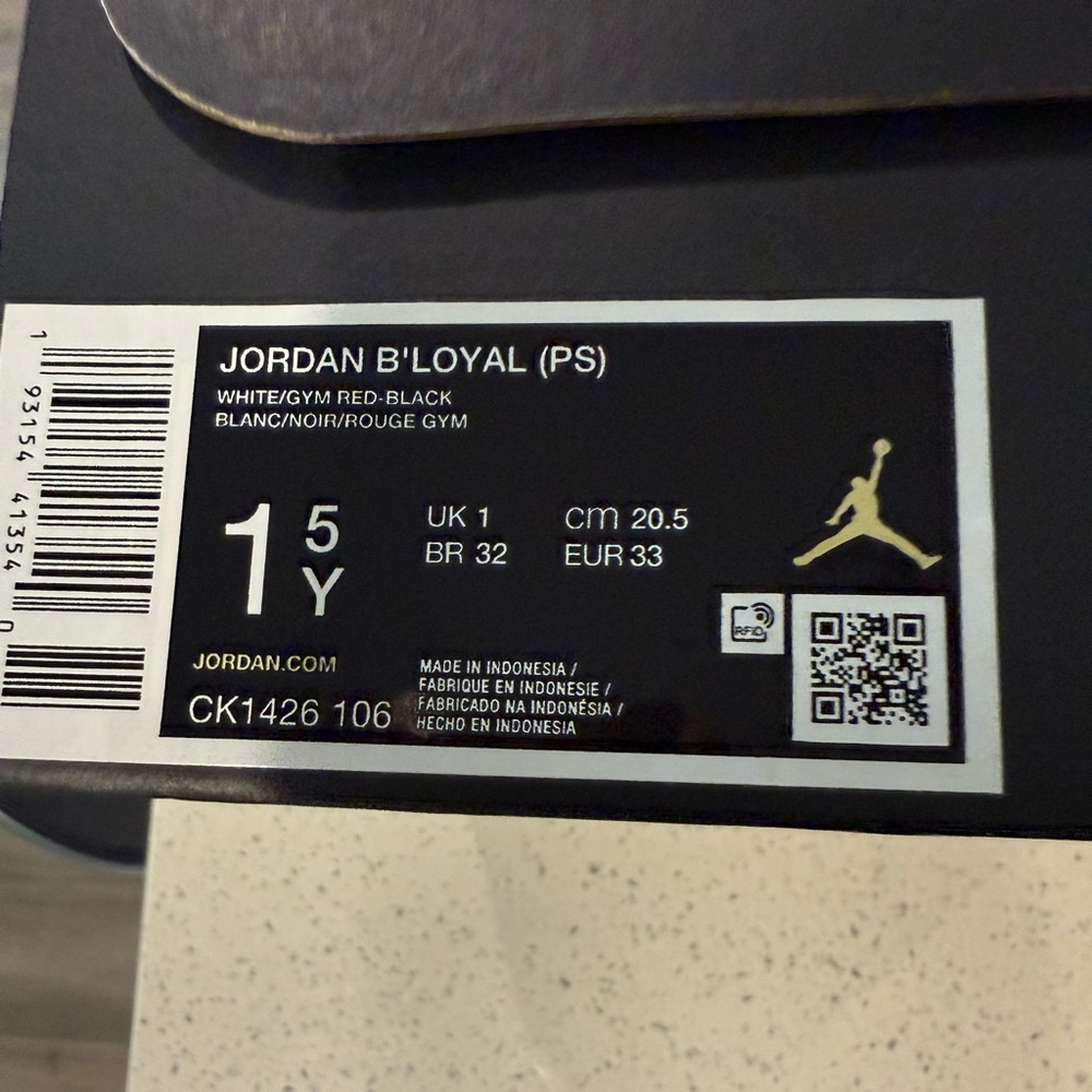 Jordan B'Loyal Kids Sneakers - White, Red, Black